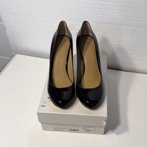 Ann Taylor Favian Elegant Black Patent Leather Pumps